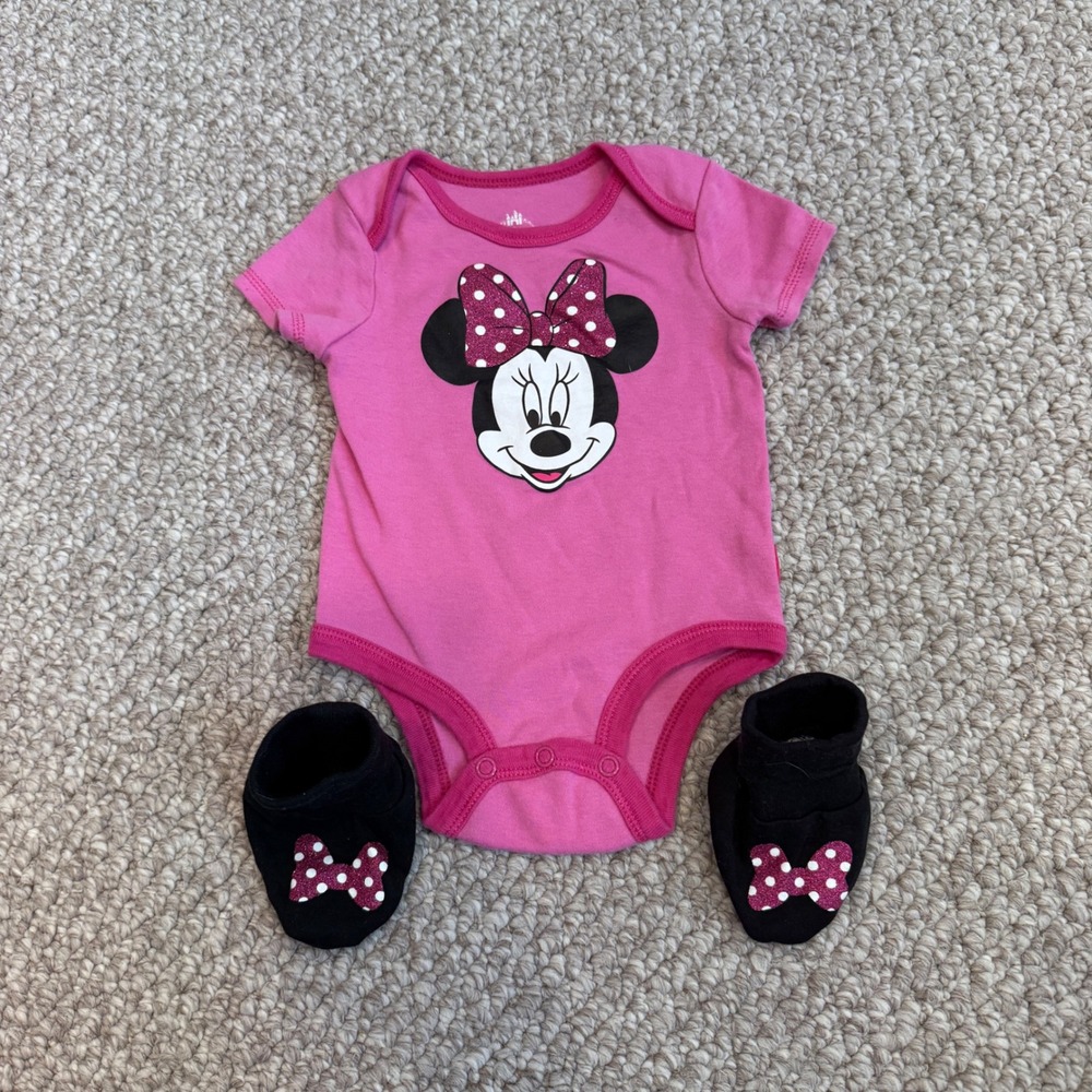 Disney Baby Minnie Mouse Pink Bodysuit and Booties Set Size 3-6 Months